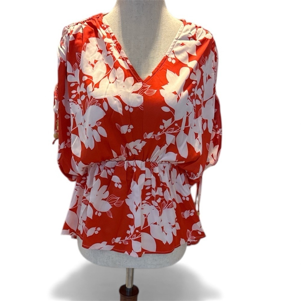 Umgee Red and White Floral Blouse
